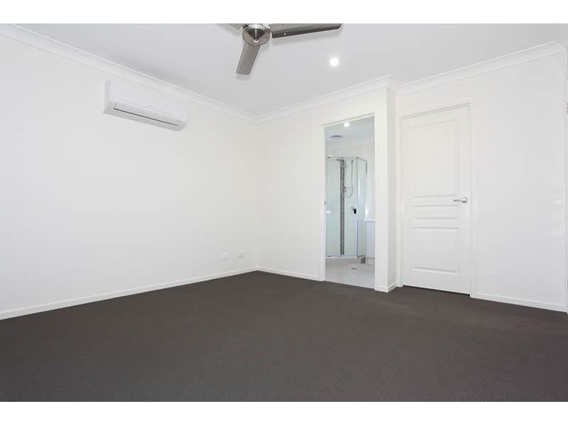 9 Pine Place, Upper Kedron QLD 4055