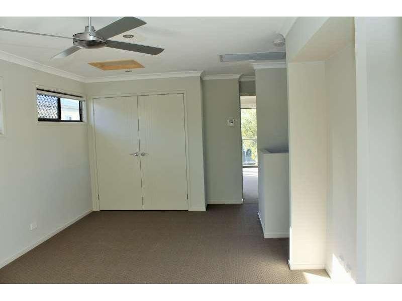 40A Main Ave, Wavell Heights QLD 4012