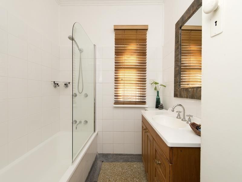 72 Grove Street, Albion QLD 4010