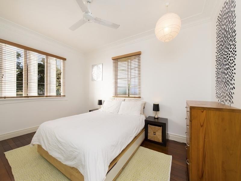 72 Grove Street, Albion QLD 4010