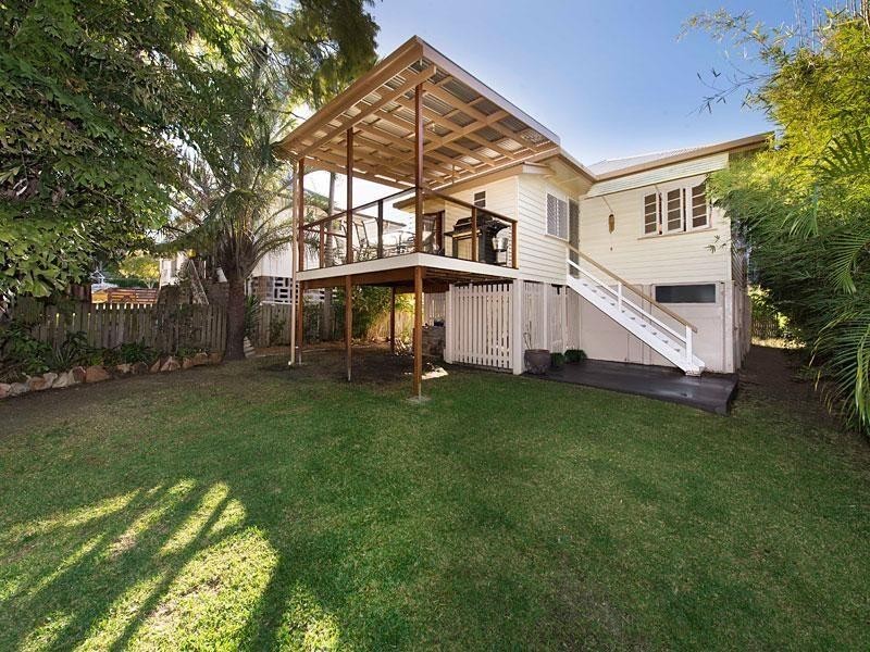 72 Grove Street, Albion QLD 4010