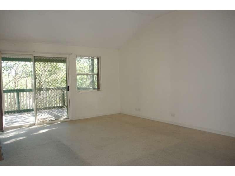 22/82 Russell Terrace, Indooroopilly QLD 4068
