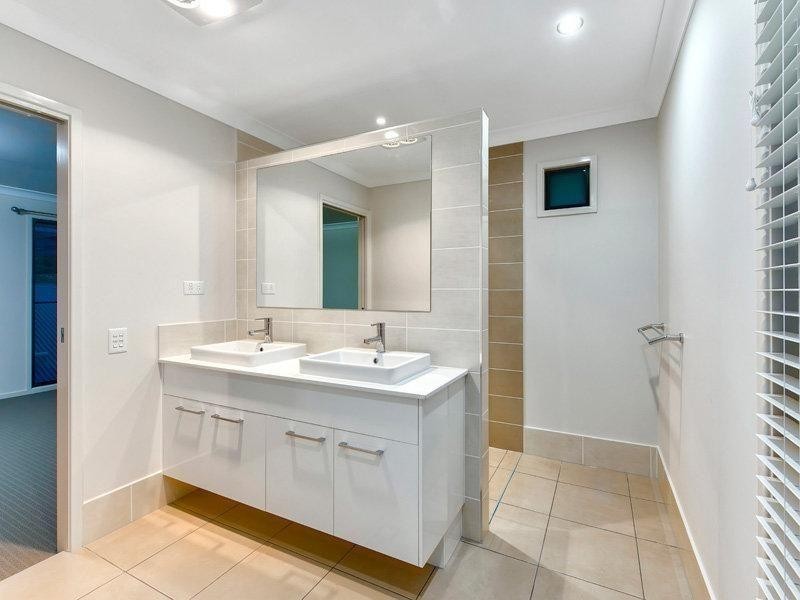 63 Grovely Terrace, Mitchelton QLD 4053