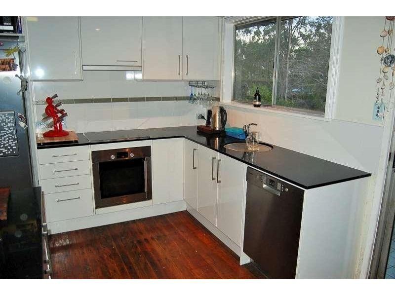 2 Eveleigh Street, Arana Hills QLD 4054