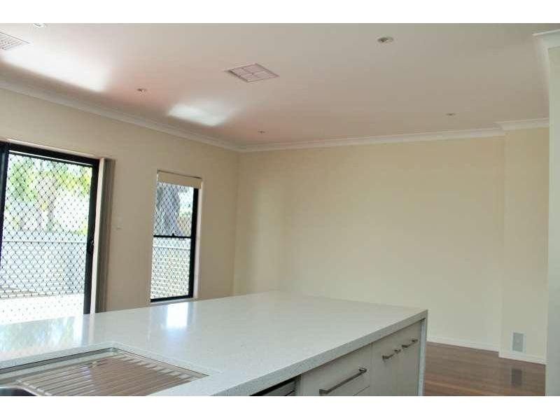 54 Wyena Street, Camp Hill QLD 4152