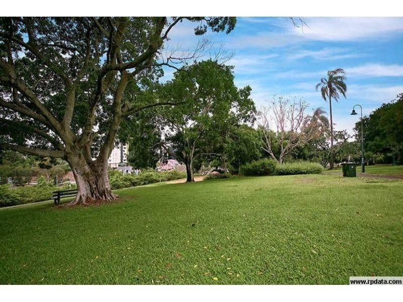 14/186 Petrie Terrace, Brisbane QLD 4000