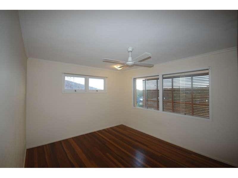 79 Maundrell Terrace, Chermside West QLD 4032