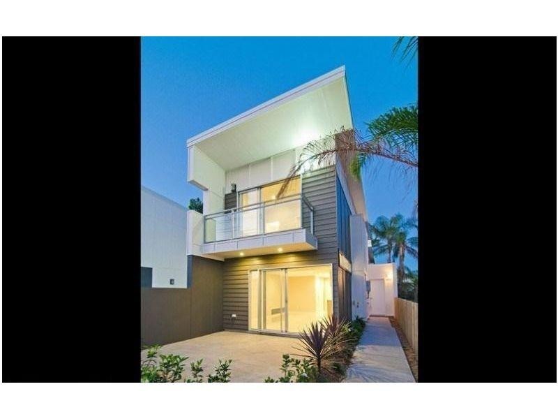 2/11 Lucy Street, Gaythorne QLD 4051