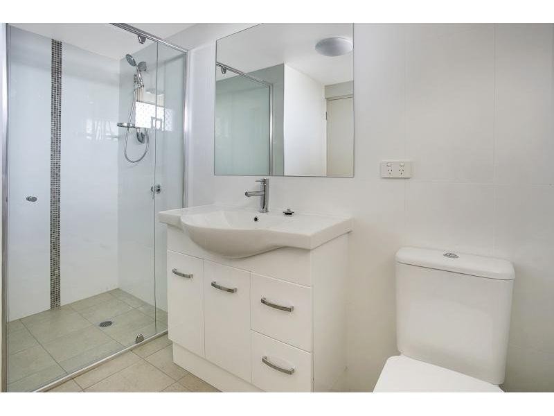 2/75 Main Avenue, Wilston QLD 4051