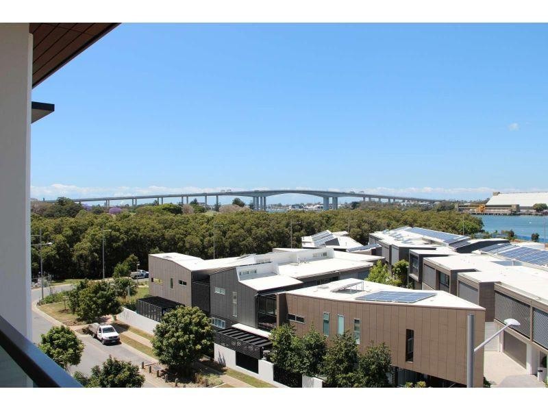 3511/126 Parkside Circuit, Hamilton QLD 4007