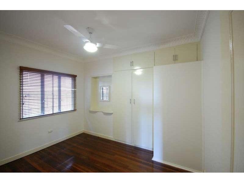 15 Drake Street, Everton Park QLD 4053