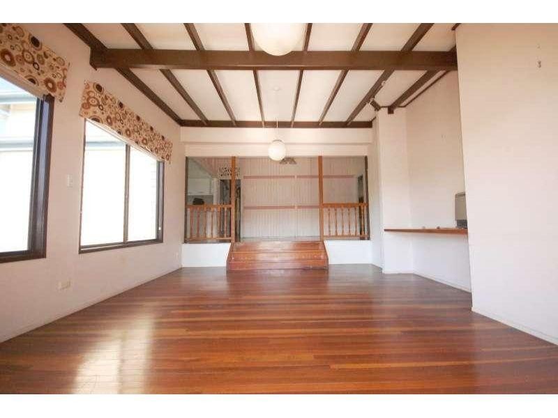 39 Crescent Road, Kelvin Grove QLD 4059