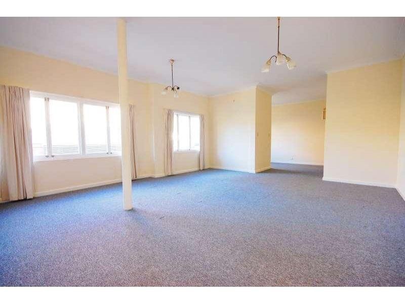 18 Henry Street, Ascot QLD 4007