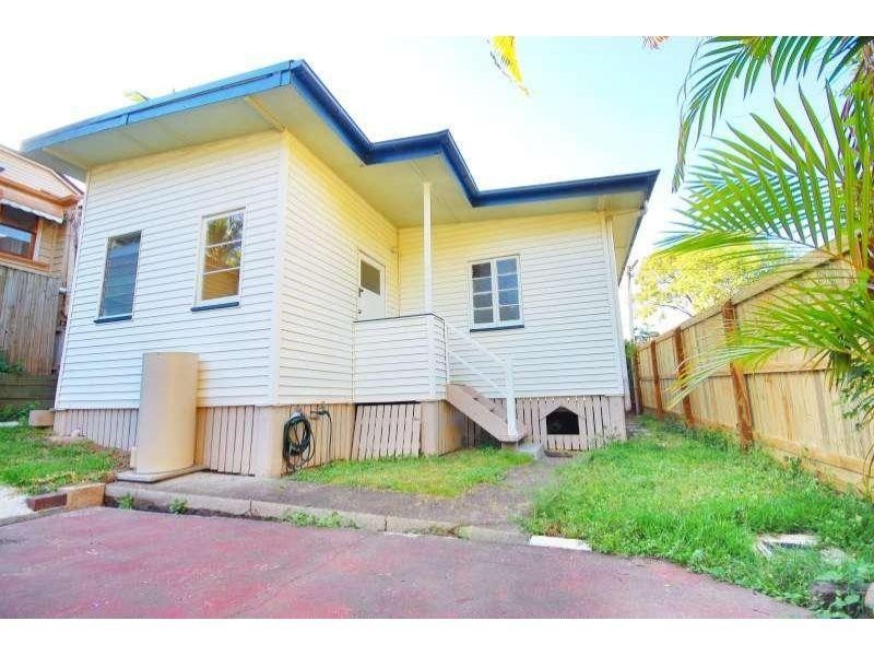 31 Thorn Street, Red Hill QLD 4059