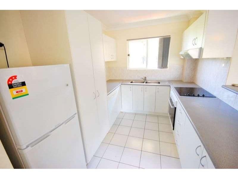 6/12 Auburn Terrace, Indooroopilly QLD 4068