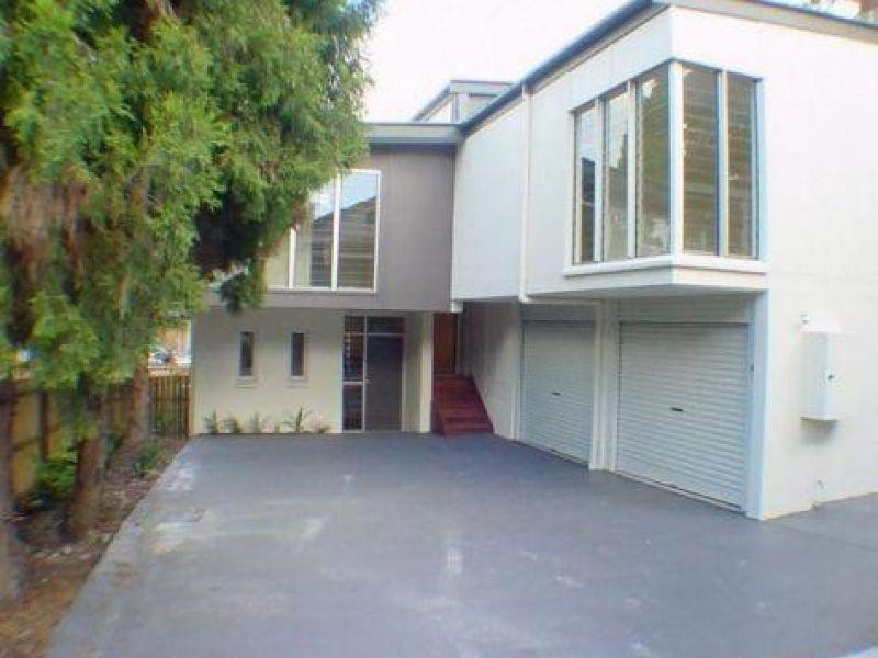 2/19A Glassey Street, Red Hill QLD 4059