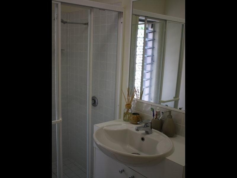 2/19A Glassey Street, Red Hill QLD 4059