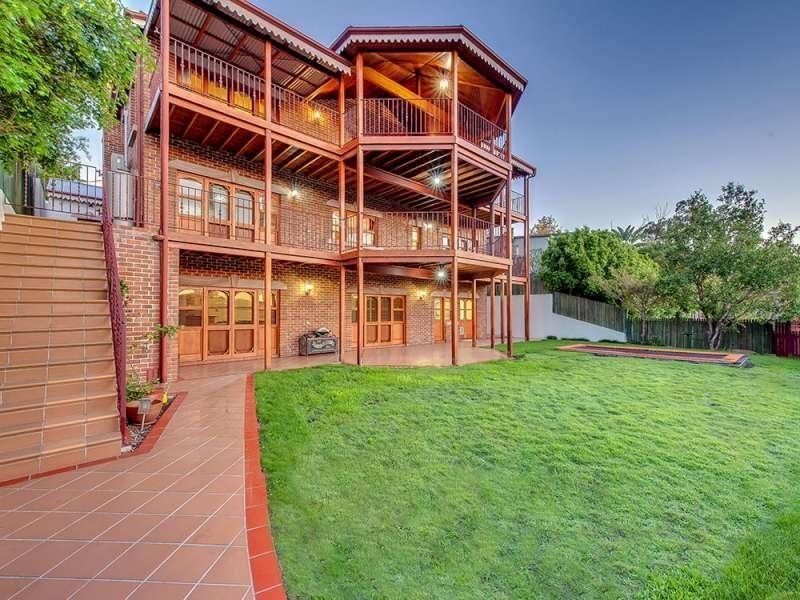 33 Enoggera Terrace, Red Hill QLD 4059