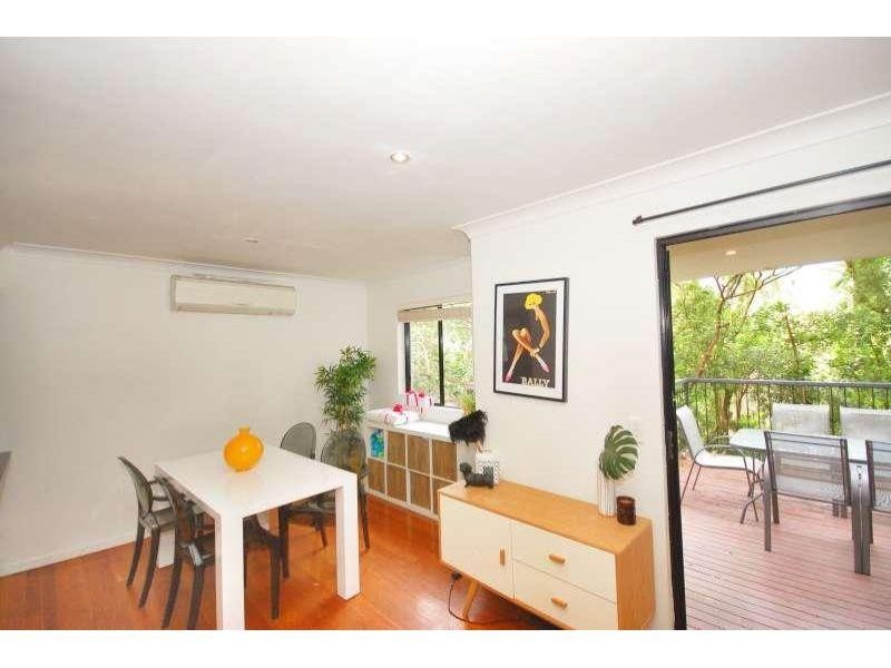 3/8 Mcleod Street, Herston QLD 4006