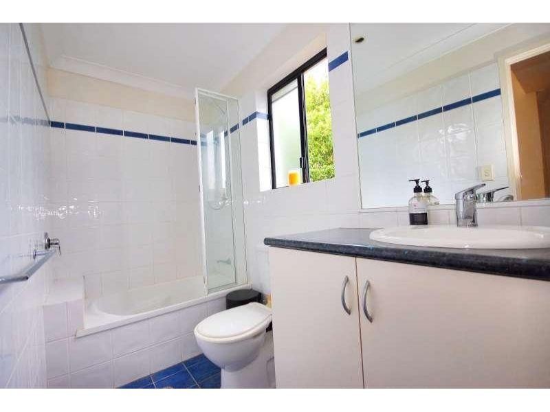 3/8 Mcleod Street, Herston QLD 4006