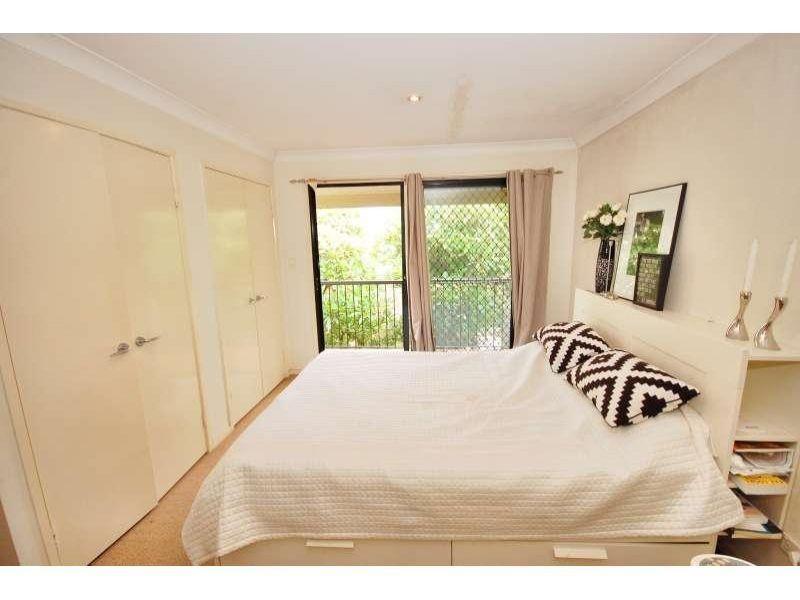 3/8 Mcleod Street, Herston QLD 4006