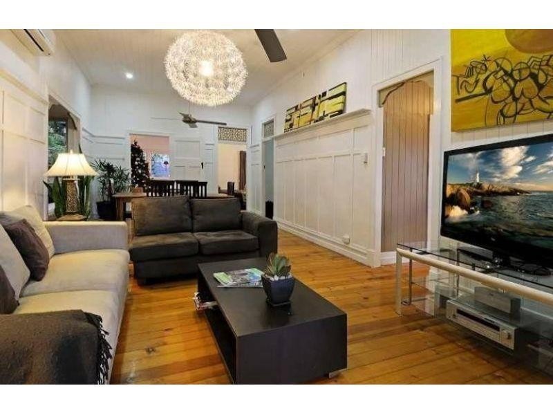 90 Jubilee Terrace, Bardon QLD 4065