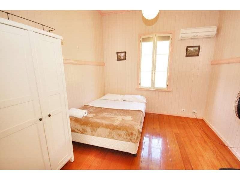 1/10 Wyndham Street, Herston QLD 4006