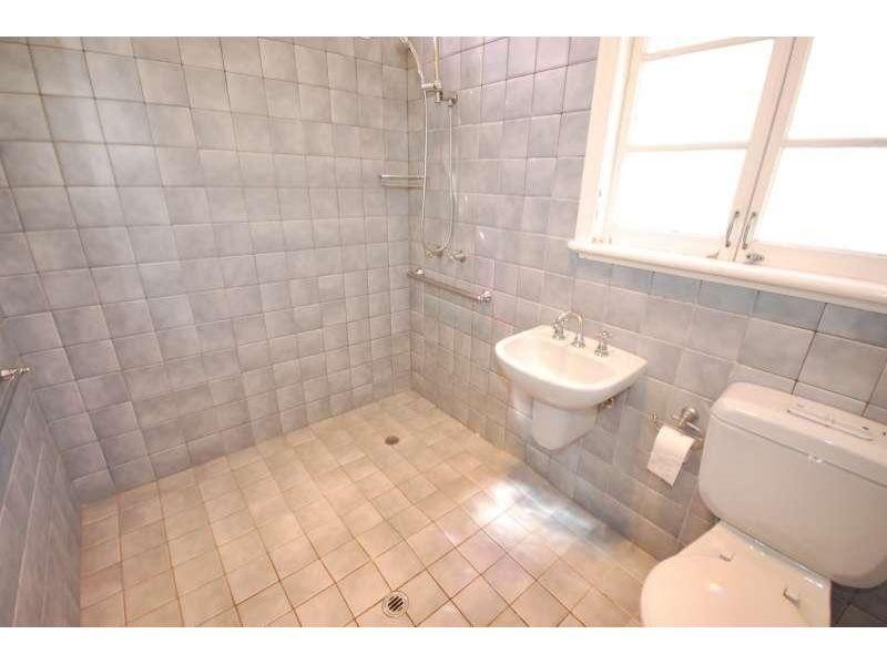 1/10 Wyndham Street, Herston QLD 4006