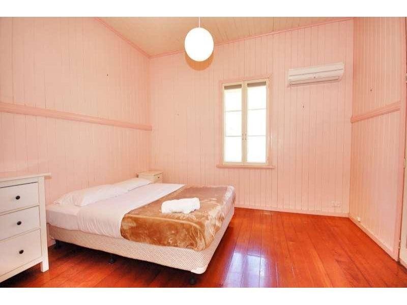 1/10 Wyndham Street, Herston QLD 4006