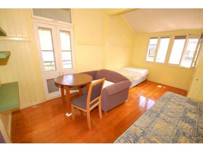 1/10 Wyndham Street, Herston QLD 4006