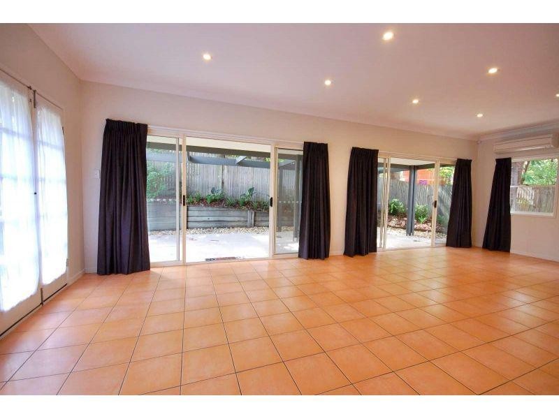 76 Dunsmore Street, Kelvin Grove QLD 4059