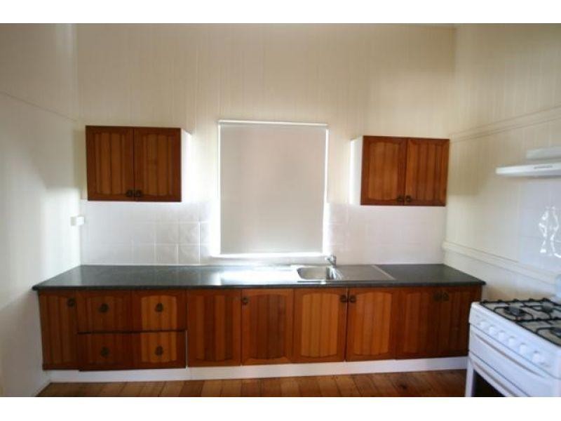 627 Fairfield Road, Yeronga QLD 4104