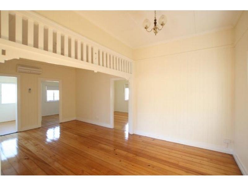 627 Fairfield Road, Yeronga QLD 4104