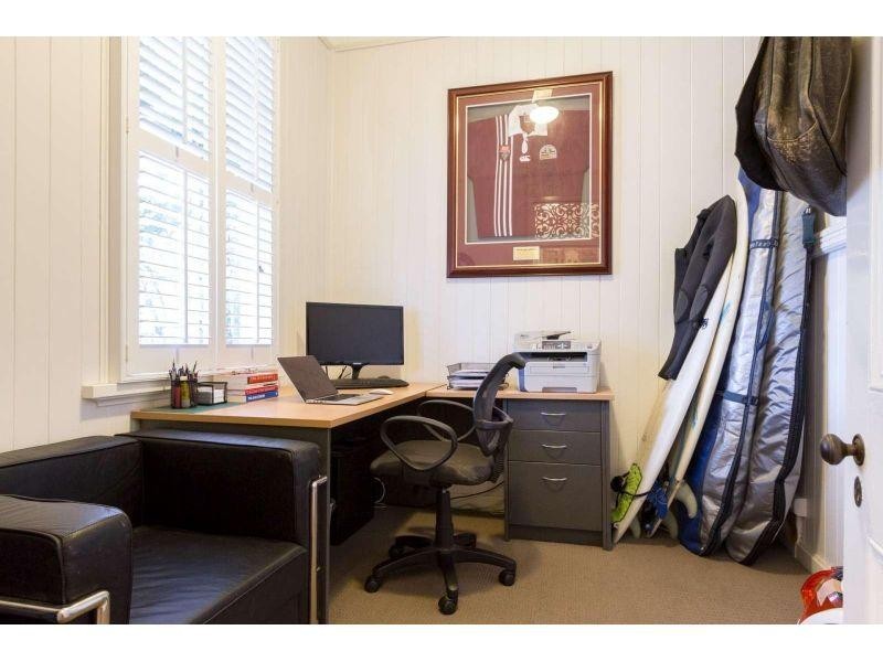 31 McIntyre Street, Wooloowin QLD 4030