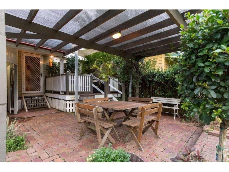 31 McIntyre Street, Wooloowin QLD 4030