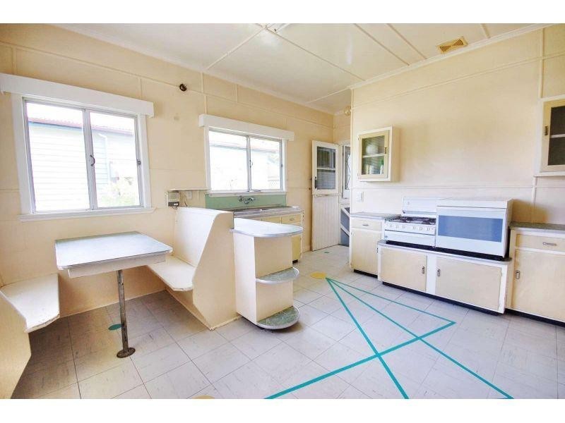 46 Mirrabooka Road, Ashgrove QLD 4060