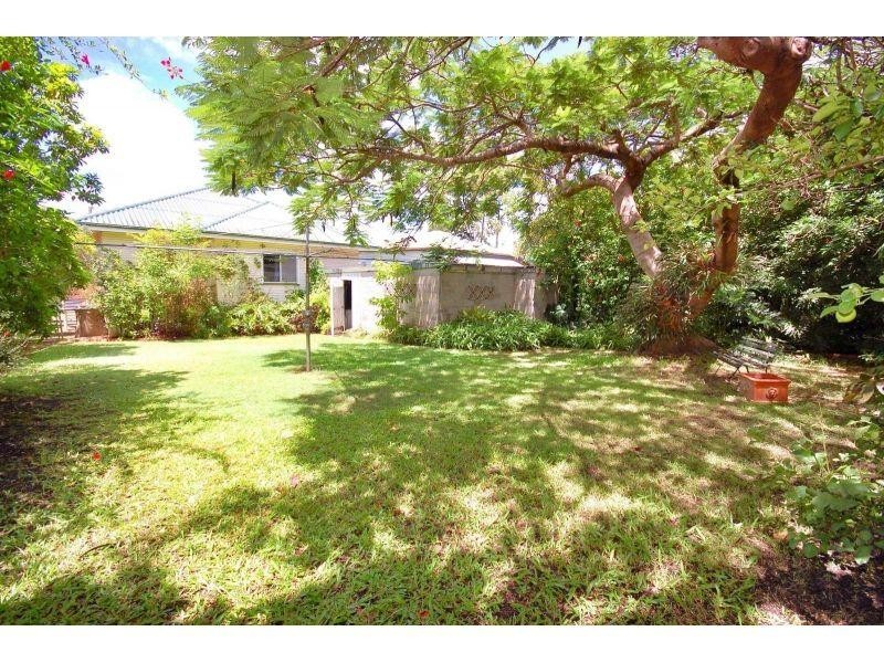 46 Mirrabooka Road, Ashgrove QLD 4060