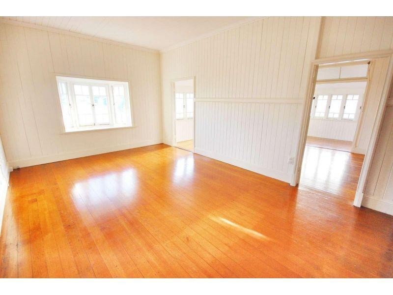 52 Woodstock Road, Toowong QLD 4066