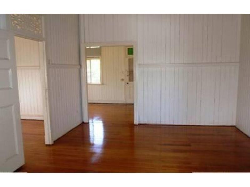 40 Meredith Street, Banyo QLD 4014