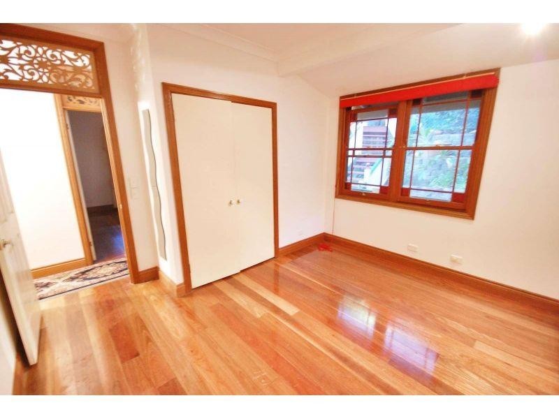 44 Mackay Terrace, Bardon QLD 4065