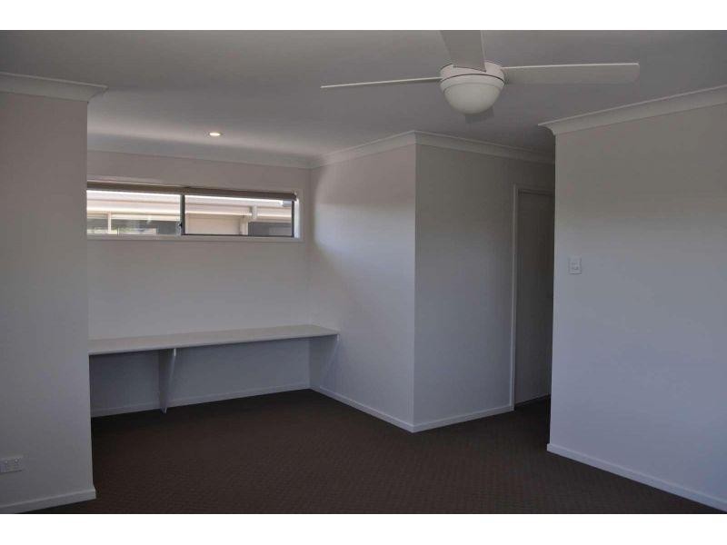 138 Wondall Road, Manly West QLD 4179