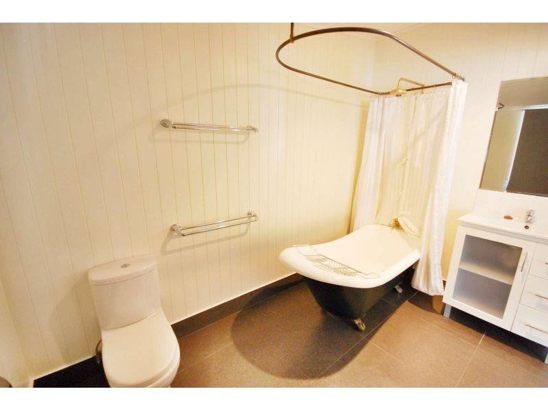 5 Melville Place, Banyo QLD 4014