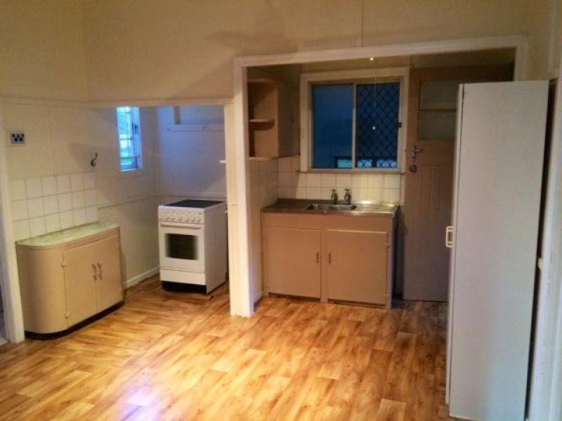 75 Newman Road, Wavell Heights QLD 4012