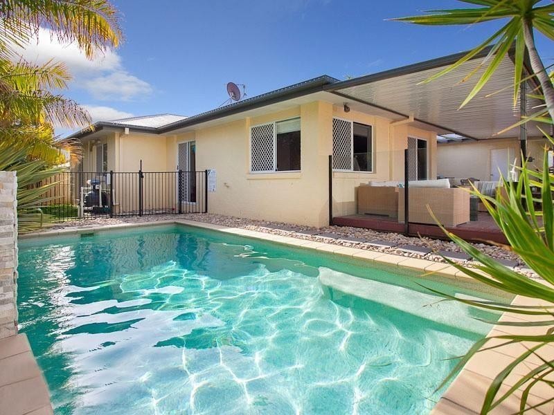 19 Pyrenees Street, Carseldine QLD 4034