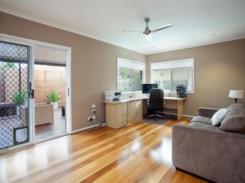 19 Pyrenees Street, Carseldine QLD 4034