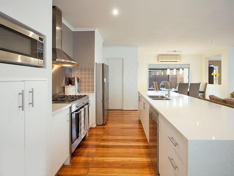 19 Pyrenees Street, Carseldine QLD 4034