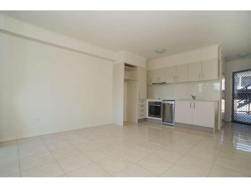 16/208 Pickering Street, Enoggera QLD 4051