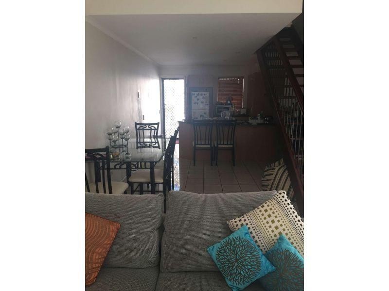 4/31 Lucinda Street, Taringa QLD 4068