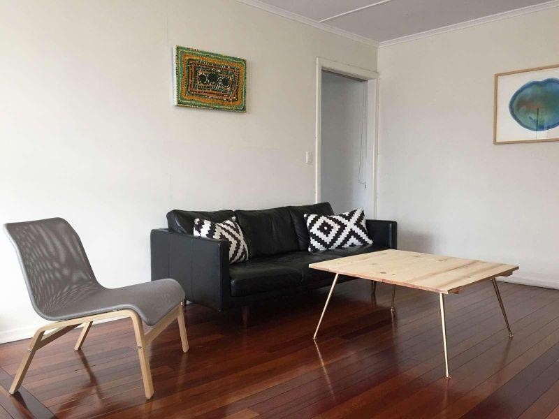 2/160 Fifth Avenue, Windsor QLD 4030