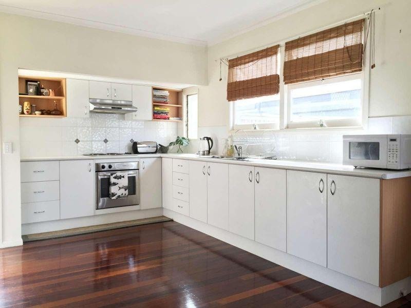 2/160 Fifth Avenue, Windsor QLD 4030